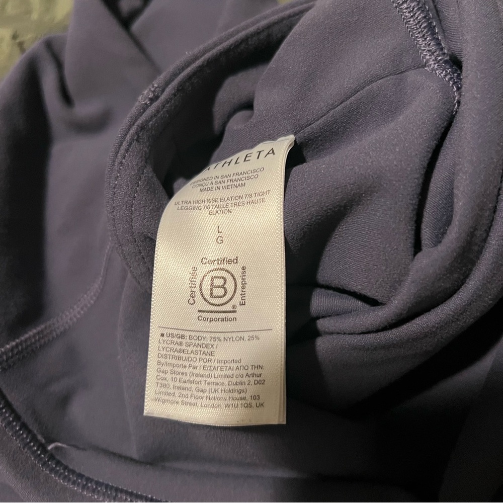 Athleta Ultra High Rise Elation 7/8 Tight - Picture 8 of 8